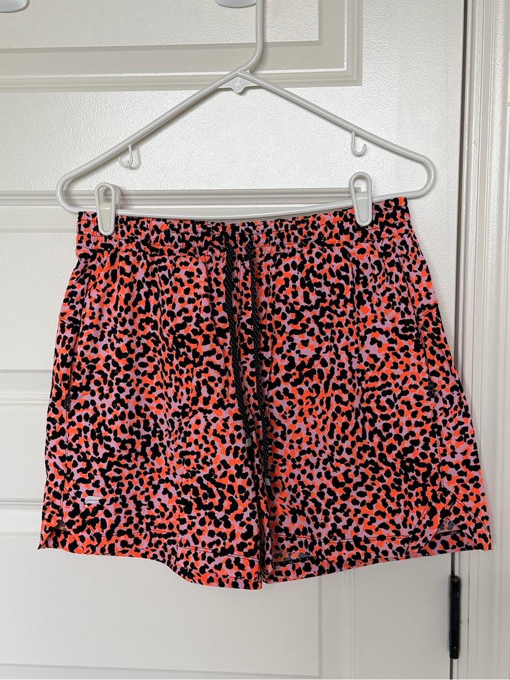 Fabletics The One 5” Women’s Pink & Black Leopard Print Running Shorts